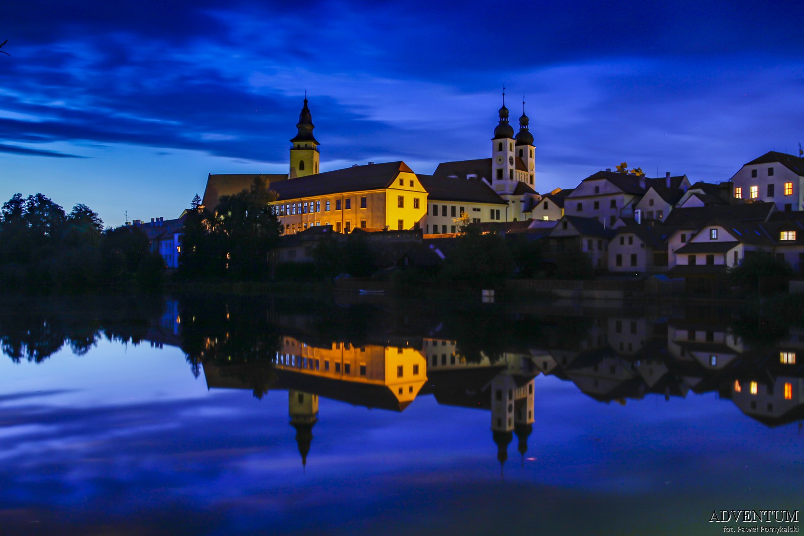 Telcz Telč czechy jezioro atrakcje zamek klasztor Unesco rynek zwiedzanie przewodnik