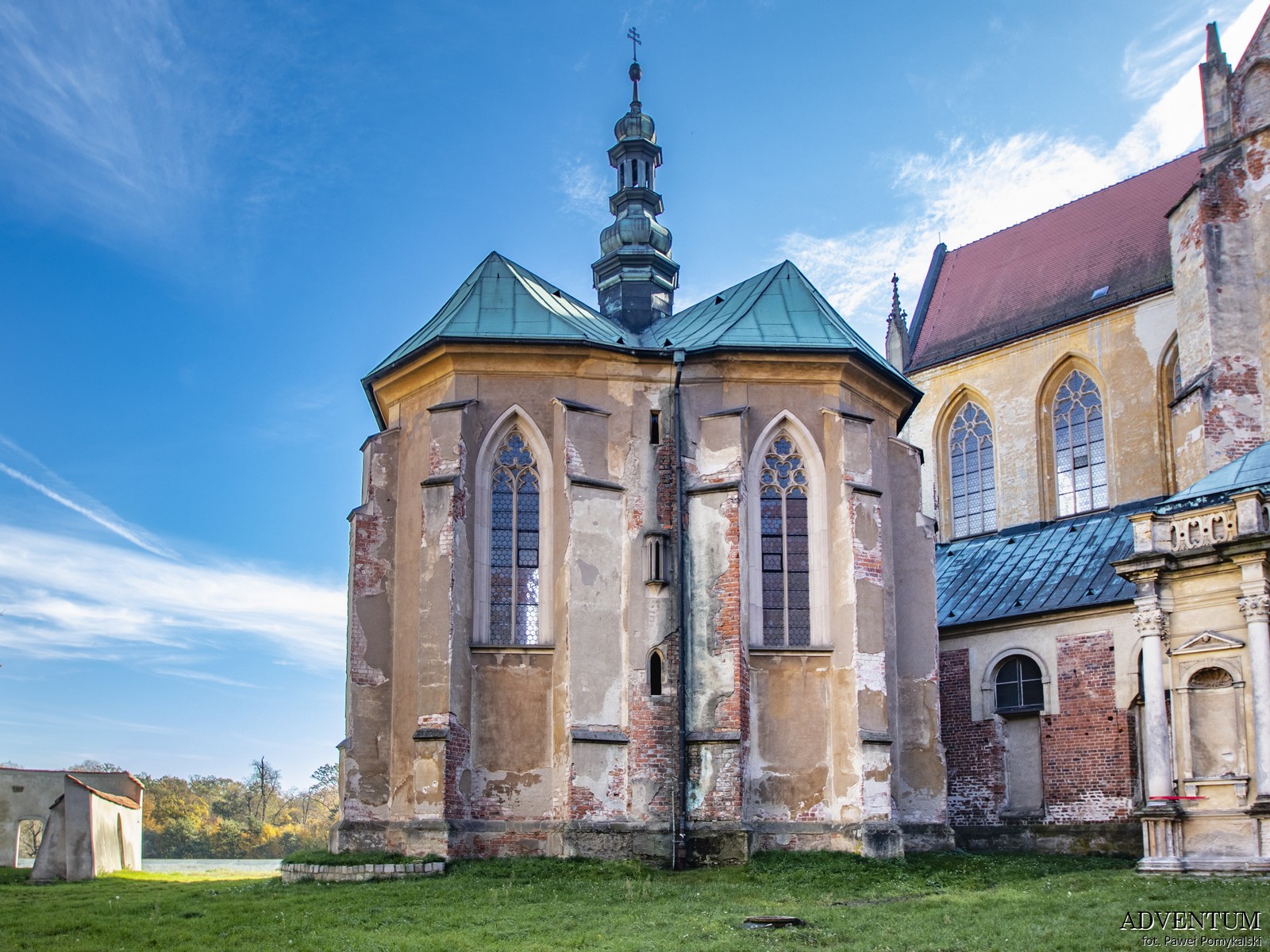 Kaplica Klasztor Zwiedzanie Kościół Imprezy Atrakcje Dolny śląsk Solnośląskie pomysł wycieczka
