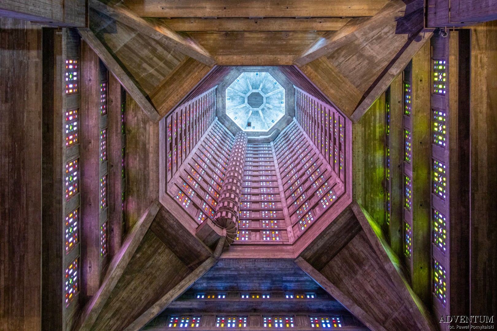 wybrzeże Normandii, atrakcje Normandii, Normandia, Francja, plaże, kurort, zwiedzanie, podróżowanie, podróże, atrakcje, Le Havre, architektura, modernizm, miasto