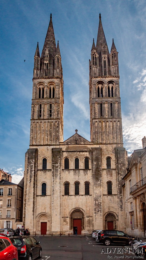 Kościół w Caen, Normandia, Francja, świątynia, zabytek,