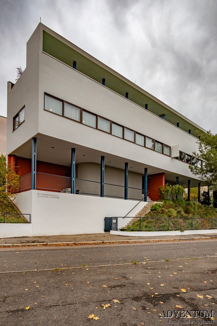 Neues Schloss, zamek, pałac, Stuttgart, miasto, metropolia, Niemcy, zwiedzanie Niemiec, atrakcje Niemiec , ulica, kamienice, architektura, atrakcje Stuttgartu, architektura modernistyczna